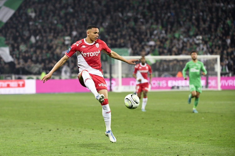 Leyu-每体：德科与摩纳哥后卫万德森和卡约-恩里克的经纪人进行会谈