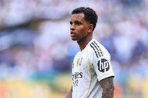 Leyu-罗马诺：若萨维尼奥离队曼城考虑罗德里戈，哈维-西蒙斯不是目标