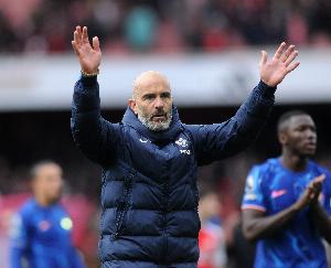 乐鱼体育-不容易，切尔西取得2025年英超首个客场胜利，此前3平5负